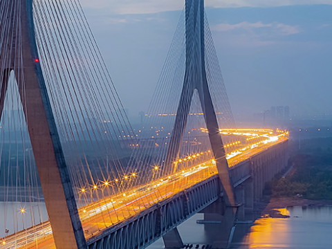 交通事故評估費(fèi)用誰來承擔(dān)？